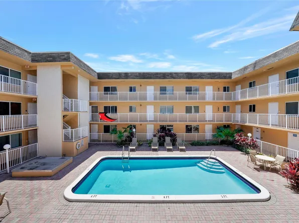 7910 Taft Street #206, Pembroke Pines, FL 33024