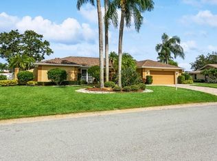 5691 Country Lakes Dr, Sarasota, FL 34243