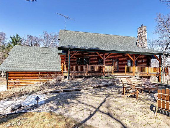 4th image of W5539 Hiwela Dr