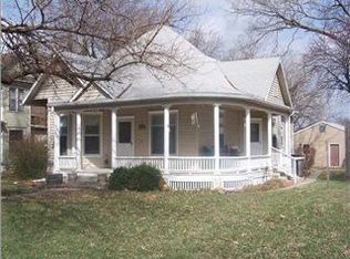 308 W 8th St, Newton, KS 67114