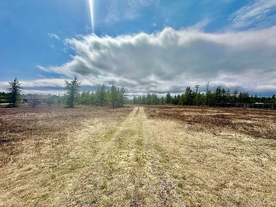 1st image of E Airfield Rd