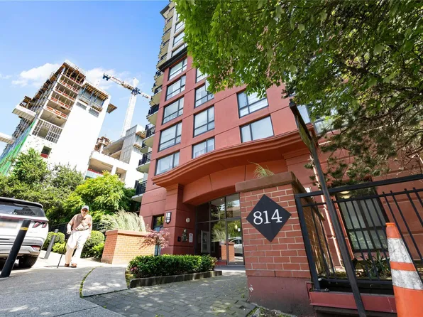 814 Royal Ave #806, New Westminster, BC V3M 1J9