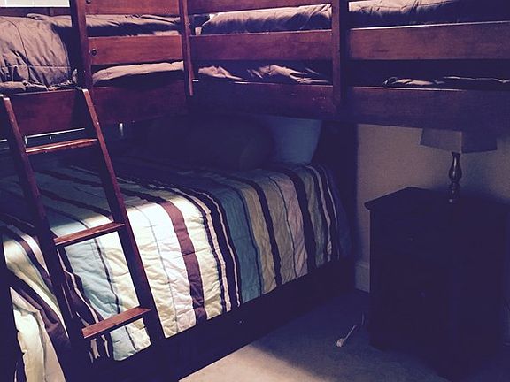 5th image of 119 Chestnut St APT 108