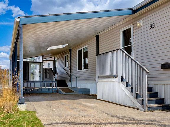 2nd image of 99 Arbour Lake Rd NW #95