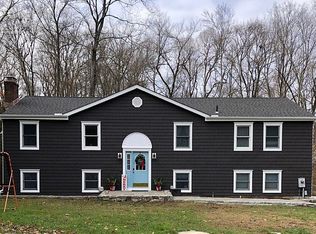 17 Olympic Dr, Danbury, CT
