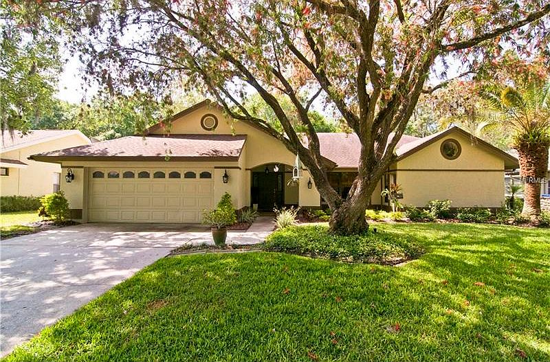 1st image of 612 Waterford Cir E