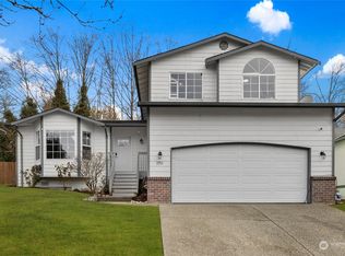 17511 Highland View Dr, Arlington, WA 98223