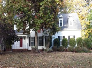 2 Angel Wing Ct, Taylors, SC 29687