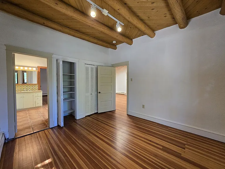 342 Hillside Ave — Photo 17