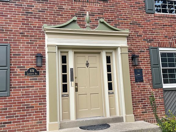 3rd image of 874 Lafayette Ave #1