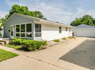 1120 3rd St NE, Rochester, MN 55906