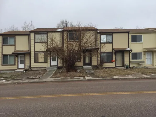 726 S Gurley Ave, Gillette, WY 82716