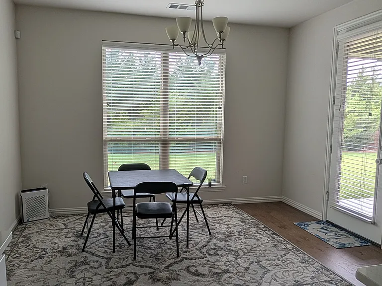 1705 Snapdragon Ct — Photo 18