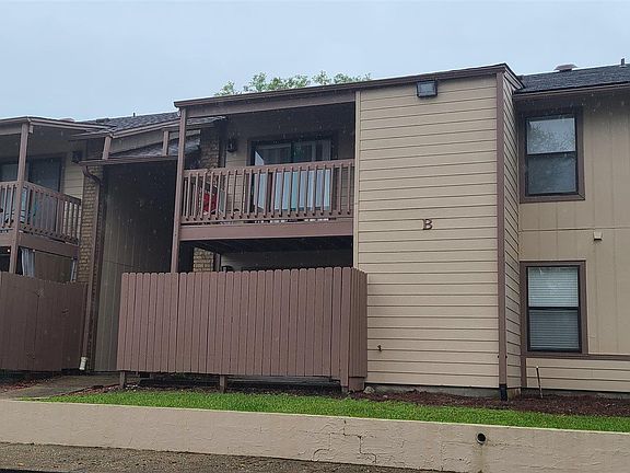 4th image of 2303 W Michigan Ave APT B6