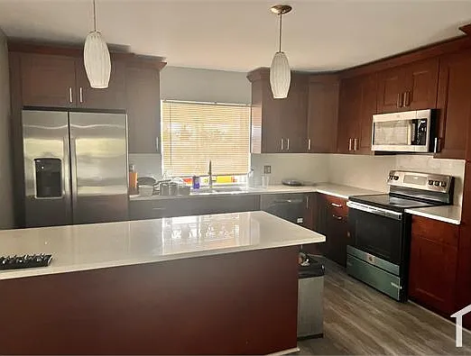 723 E Boulevard Chatelaine — Photo 13