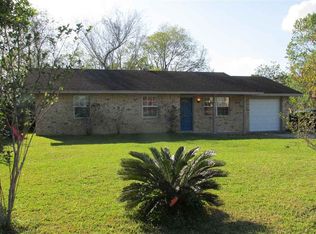 320 Hebert St, Vidor, TX 77662