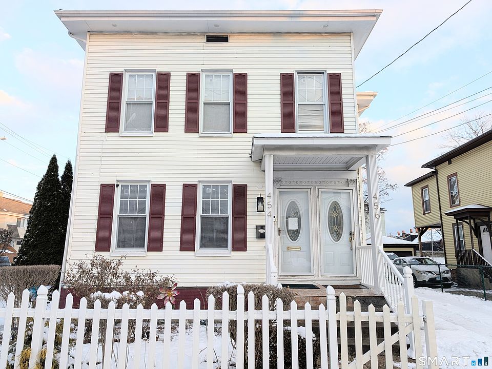 1st image of 454 Pembroke Street