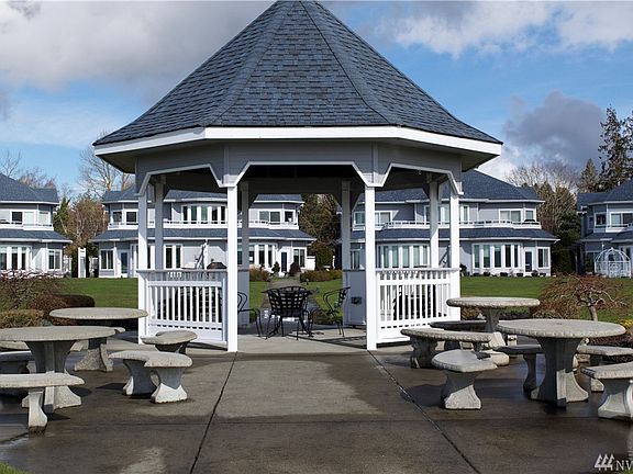 5th image of 909 Marine Dr Unit 114