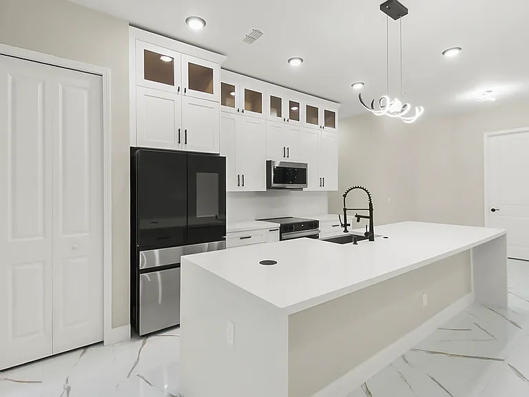 1143 SW Estaugh Ave — Photo 26