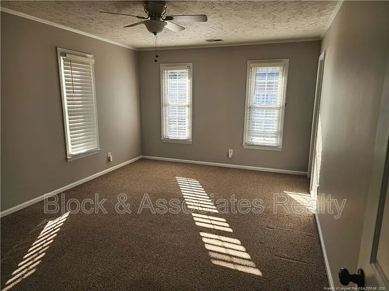 3460 McChoen Dr — Photo 9