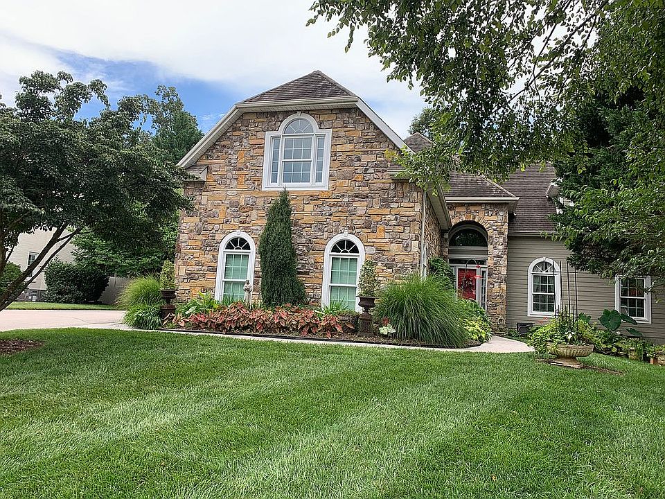 1st image of 8768 Hollingsfield Dr