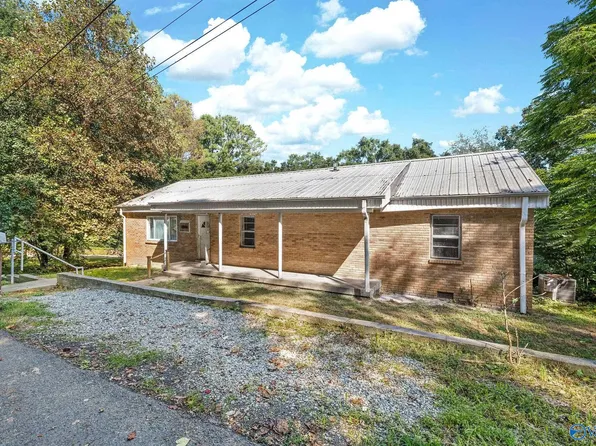 3604 Pearson Cir, Guntersville, AL 35976