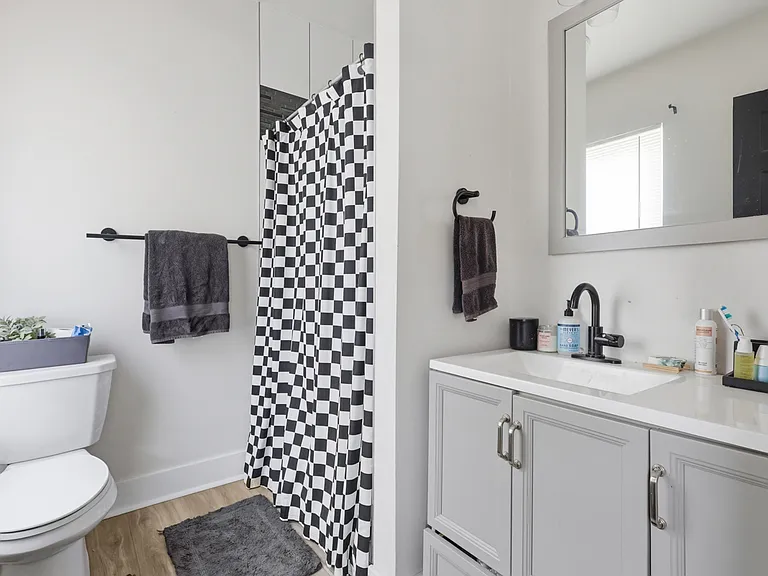 4745 Butler St #3 — Photo 1