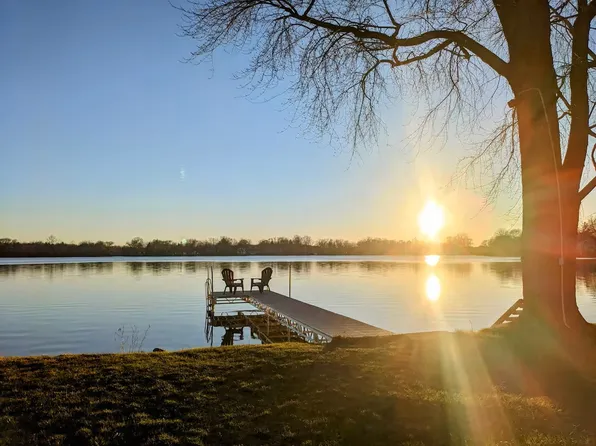 10216 187th Ct, Bristol, WI 53104