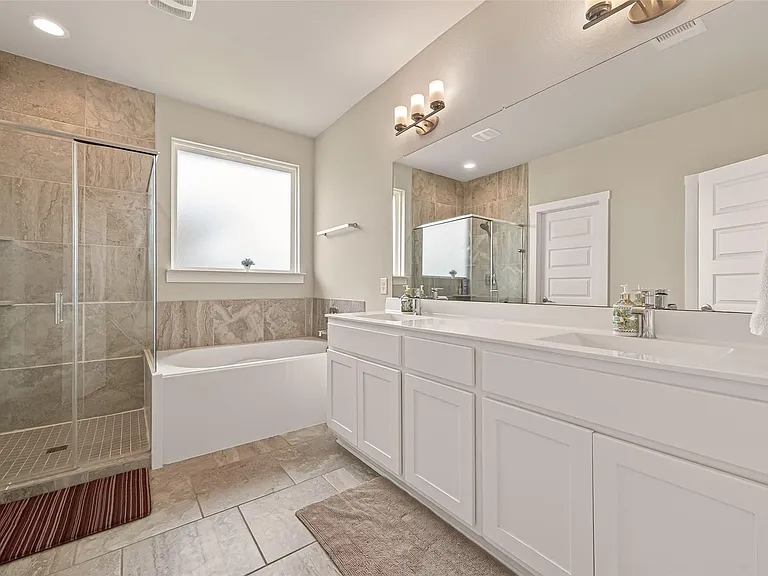 28419 Hazel Trl — Photo 33
