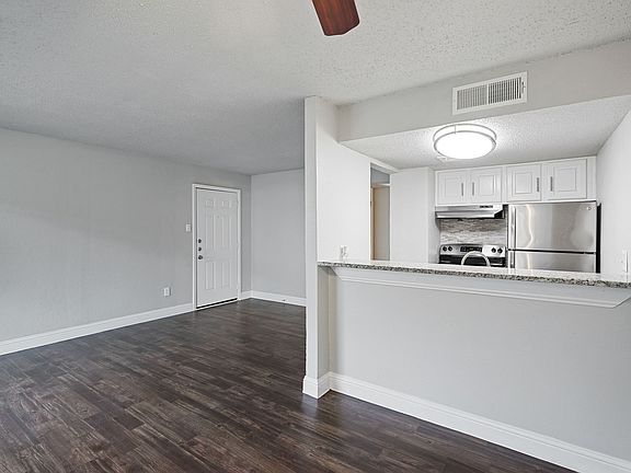 5th image of 10640 Steppington Dr APT 2129