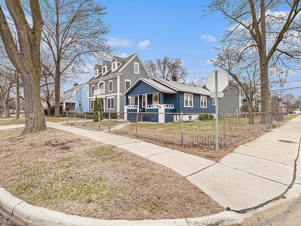 1st image of 202 Curry Ave
