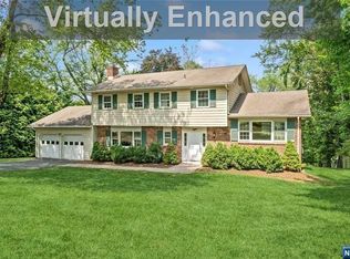 8 Franklin Rd, Mendham, NJ 07945
