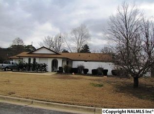 1930 Wrenwood Dr SE, Huntsville, AL 35803