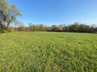 1110 N 3rd St, Grove, OK 74344