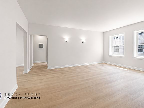 4th image of 702-708 S Mariposa Ave #4040