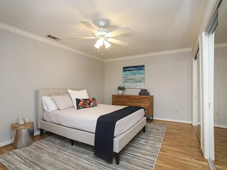 1307 Welch St #3 — Photo 15