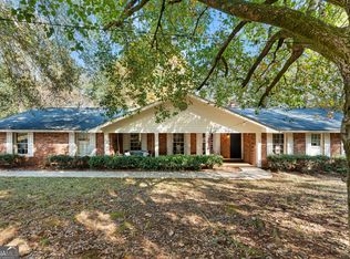 13 E Lakeshore Dr SE, Rome, GA 30161