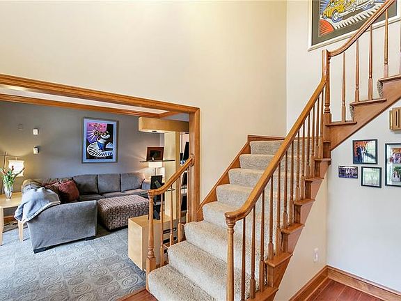 3rd image of 5026 Prides Ct