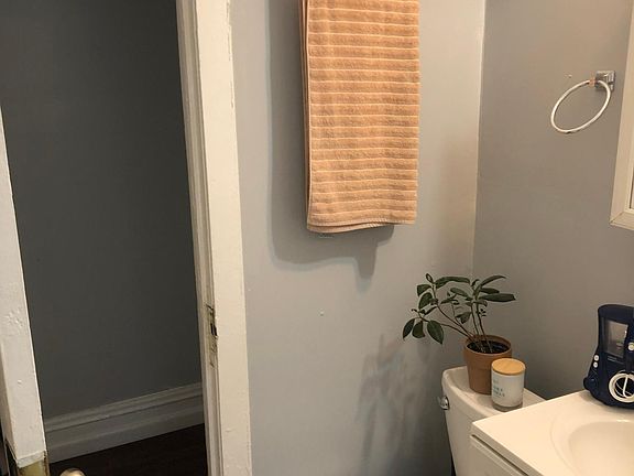 5th image of 12203 Clifton Blvd APT 15