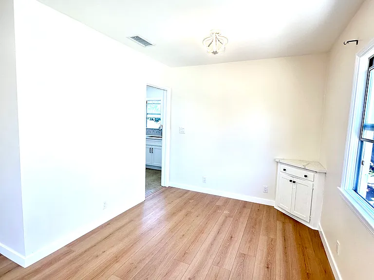 5989 Guthrie Ave #4 — Photo 6