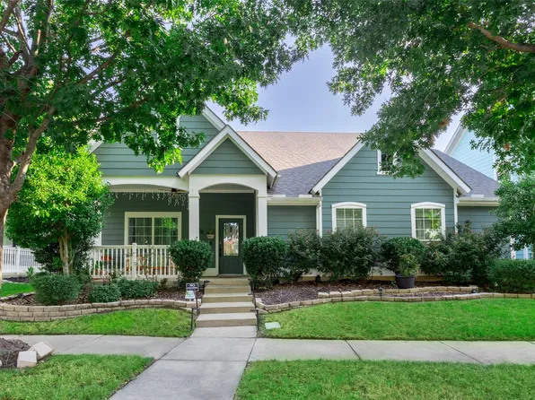 913 Caudle Ln, Aubrey, TX 76227