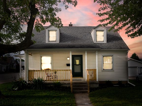 2nd image of 302 Belmont St