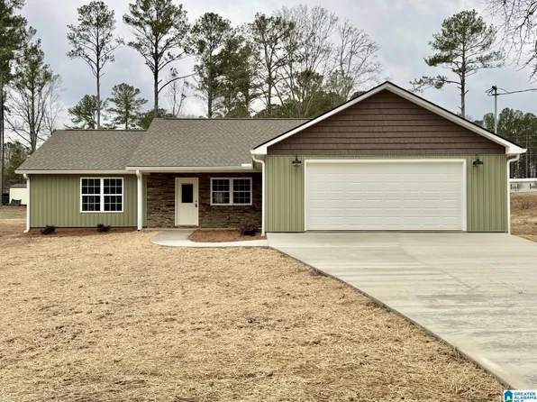 124 Mashburn Dr, Wedowee, AL 36278