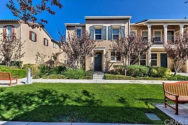 1st image of 8371 Greenwood Ln