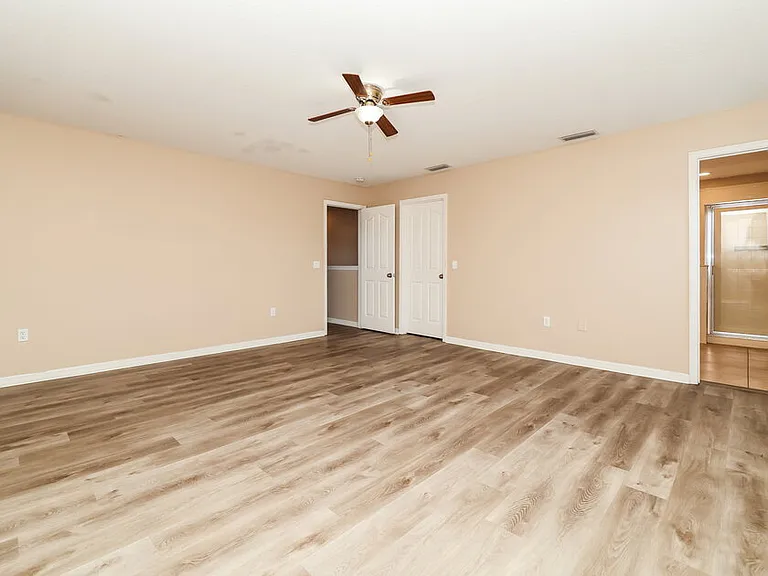 12122 Fern Haven Ave — Photo 9