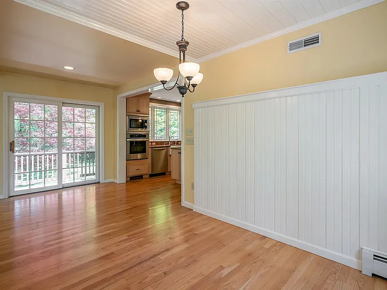 67 Sargent Rd — Photo 24