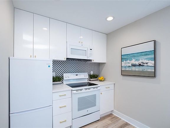 5th image of 508 Graydon Ave APT 2