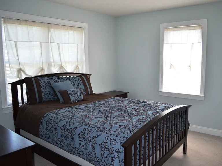 204 Wyndhurst Dr — Photo 5