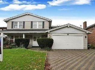 15 Brookshire Blvd #BASEMENT, Toronto, ON M1W1X4