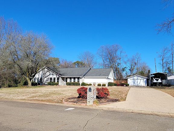 2nd image of 102 Westwood Dr
